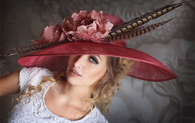 Дизайнерскую женскую шляпку под брендом Anna Mikhailova можно купить онлайн